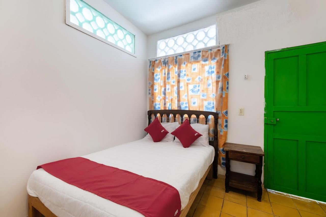 Oyo Hotel Las Palmas Cuyutlan Manzanillo Zewnętrze zdjęcie