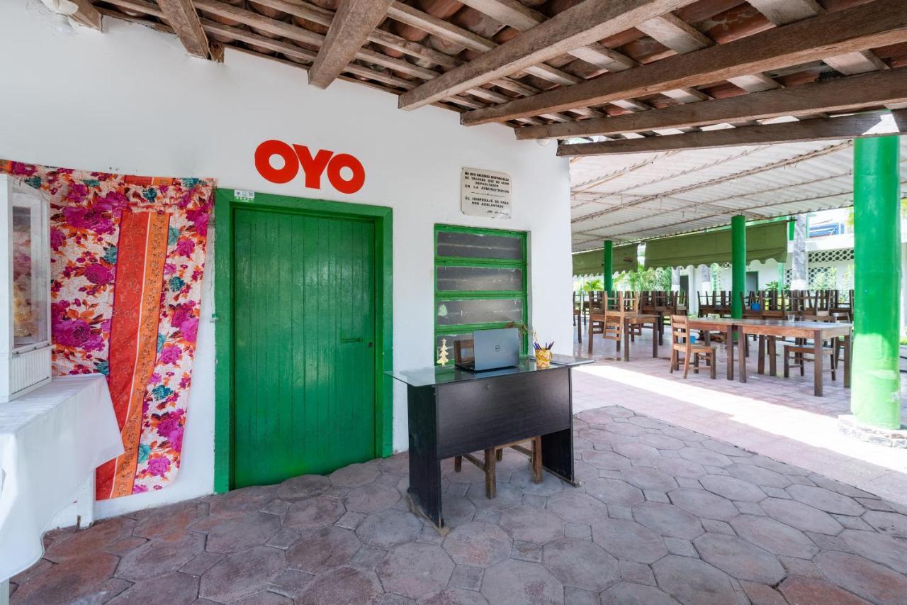Oyo Hotel Las Palmas Cuyutlan Manzanillo Zewnętrze zdjęcie
